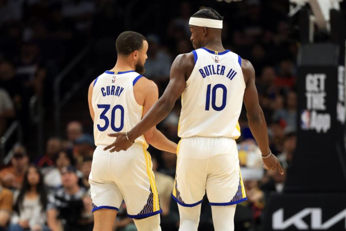 库里养伤期间力挺队友：Gui Santos 1500万续约背后的勇士精神